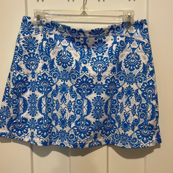 Adome size large sporty skort - Picture 1 of 5